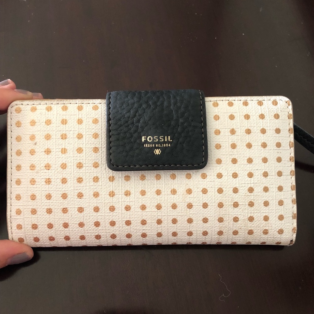 Fossil wallet